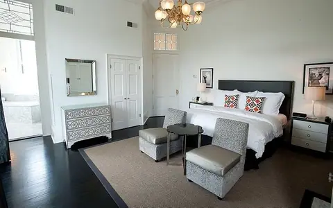 Roomza New Orleans At Melrose Mansion