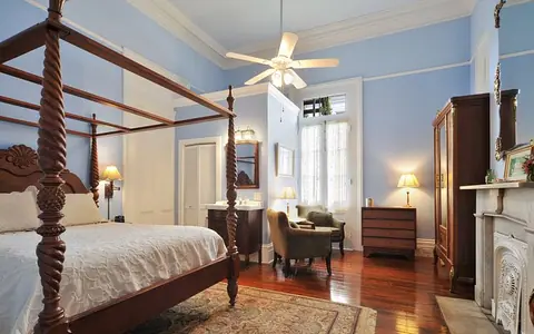 Ashton's Bed and Breakfast