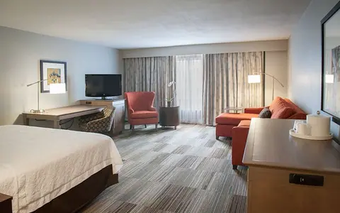 Hampton Inn New Orleans-st. Charles Ave./garden District