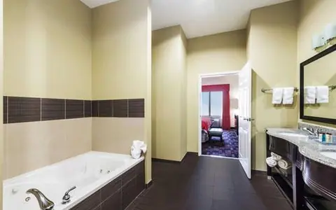 Wingate by Wyndham Lake Charles Casino Area