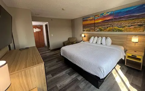 Days Inn by Wyndham Tulsa Central