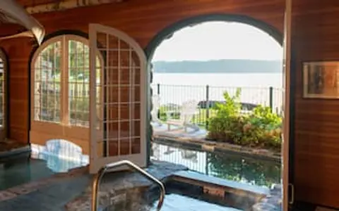 Lake Opechee Inn and Spa
