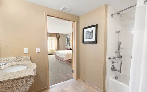 Hampton Inn Nashua