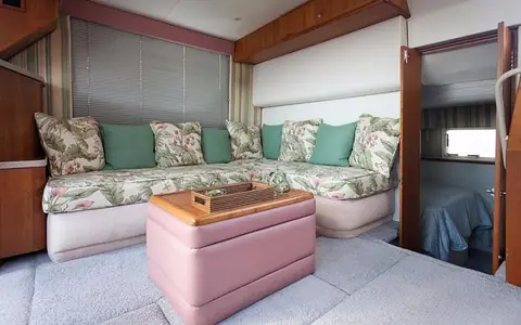 Constitution Marina's Bed & Breakfast Afloat