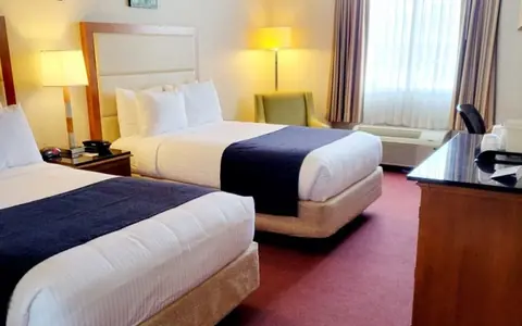 Bangor Grande Hotel & Conference Center