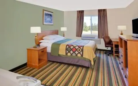 Baymont by Wyndham Mt. Pleasant