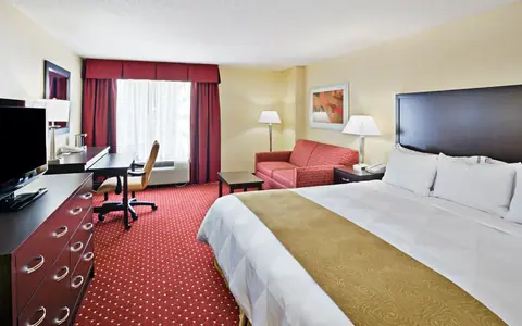 DoubleTree by Hilton Lansing