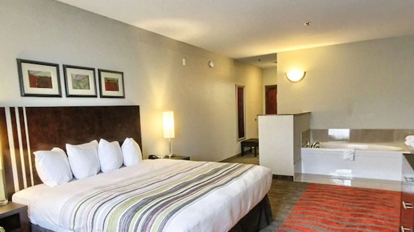 Hotels in Dearborn, Michigan