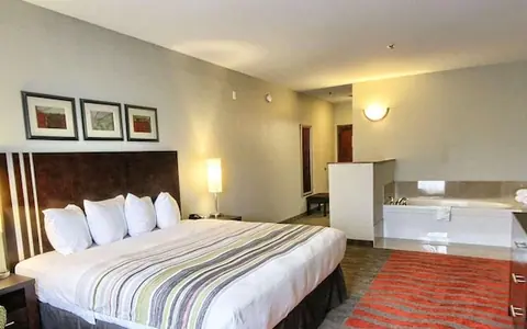 Country Inn & Suites by Radisson, Dearborn, MI