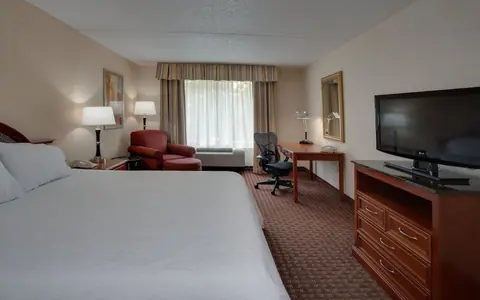 Hilton Garden Inn Cleveland Airport