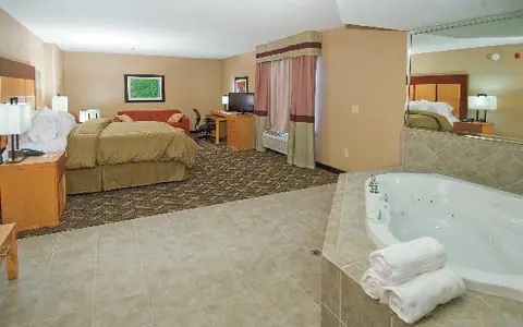 Comfort Suites Atlanta Airport