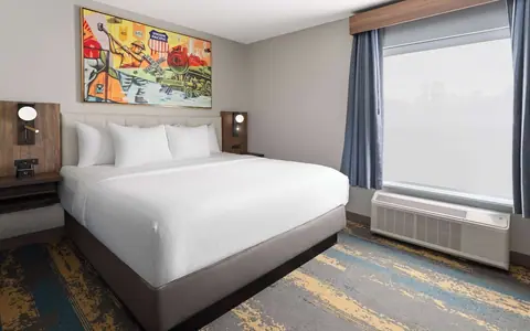 La Quinta Inn & Suites by Wyndham Memphis I-240