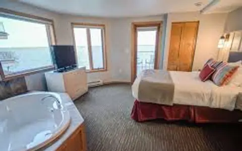 Beacon Pointe on Lake Superior