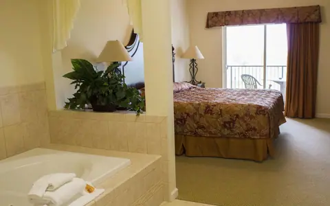Crown Pointe Lodge, BW Signature Collection