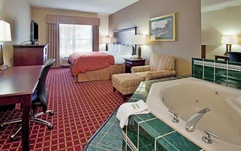 Hampton Inn & Suites Columbia at University