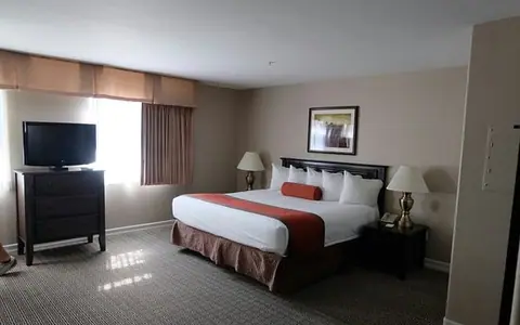 Tuscany Suites & Casino