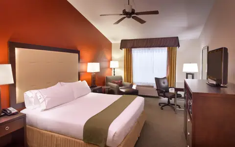 Holiday Inn Express & Suites Mesquite, an IHG hotel