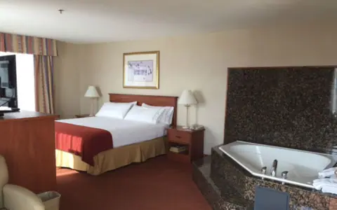 Holiday Inn Express & Suites Carson City, an IHG hotel