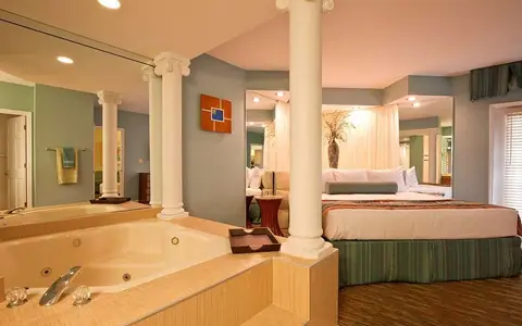 Plaza Resort Club Hotel