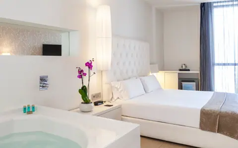 Barcelona Suites