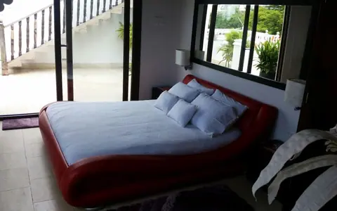 Casa Del Toro Bed & Breakfast