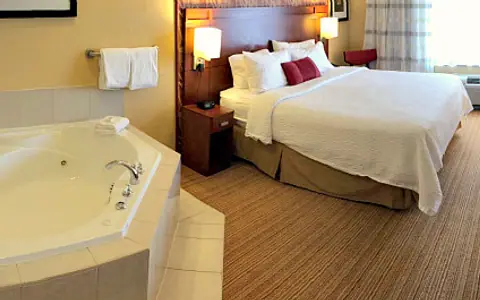 Embassy Suites by Hilton El Paso