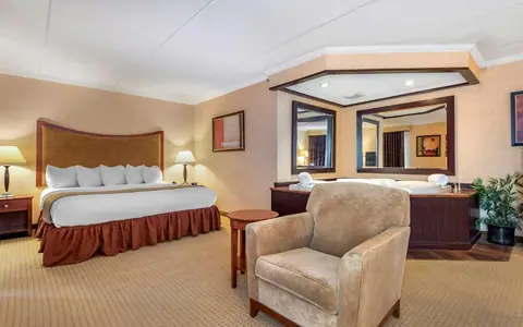 Best Western Syracuse Downtown Hotel And Suites