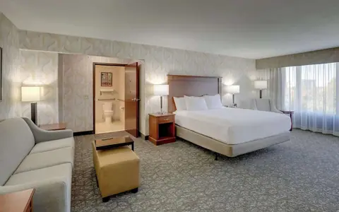 Drury Inn & Suites Charlotte University Place