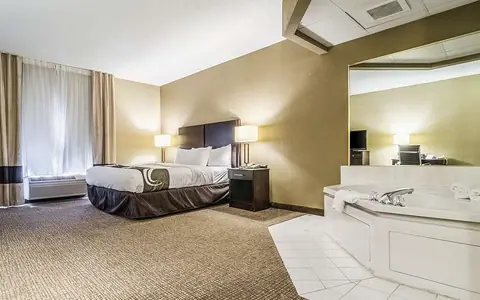 Comfort Suites Greensboro