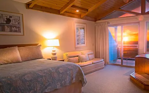 California Suites Hotel