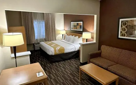 Quality Suites Near West Acres