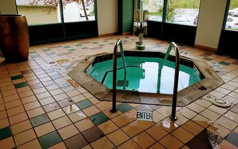 Sheraton Suites Columbus Worthington