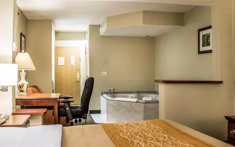 Comfort Inn North Polaris