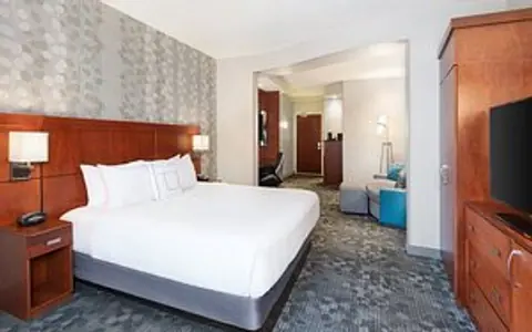 Courtyard by Marriott Pittsburgh Washington/Meadow Lands