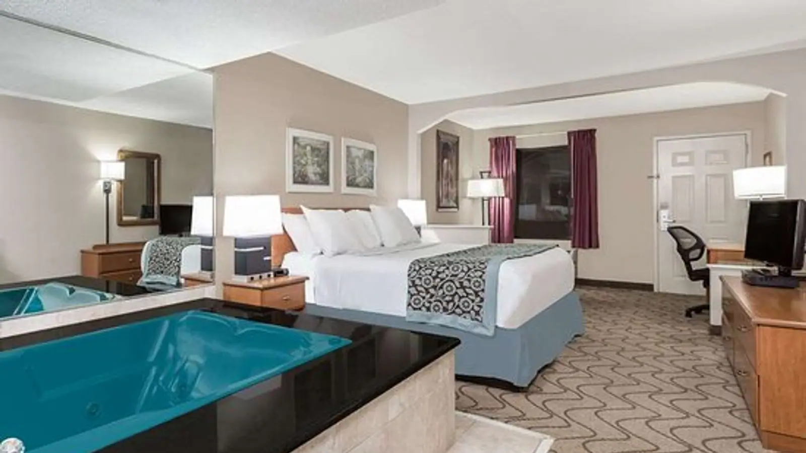 Hotels in Long Beach, California