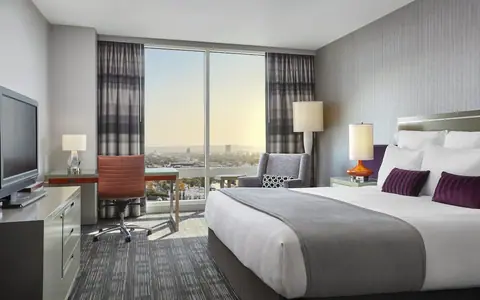 Loews Hollywood Hotel