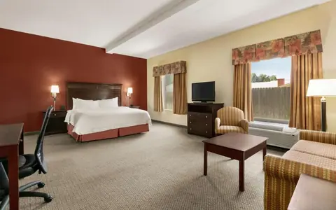 Hampton Inn & Suites Lawton