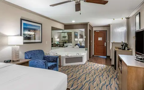 Elizabeth Oceanfront Suites