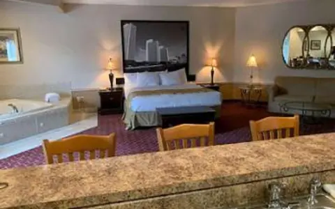 Super 8 by Wyndham Albany
