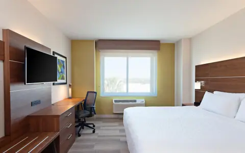 Holiday Inn Express Los Angeles - LAX Airport, an IHG hotel
