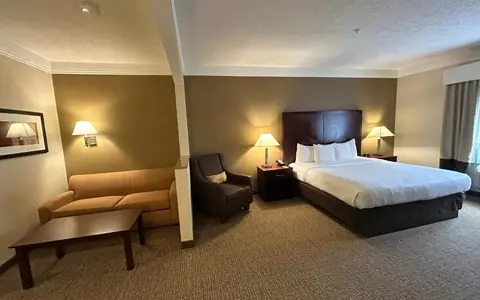 Comfort Suites Linn County Fairgrounds and Expo