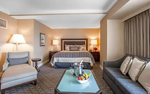 Omni Los Angeles Hotel At California Plaza