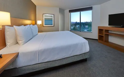 Hyatt Place Eugene / Oakway Center