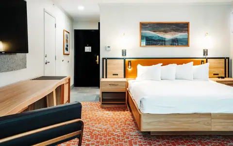 Valley River Inn
