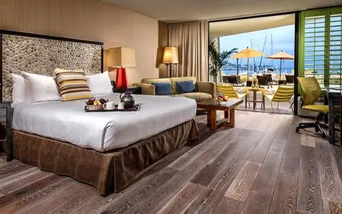 Hotel Maya - A Doubletree By Hilton