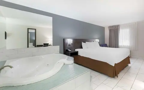 Quality Inn Downtown