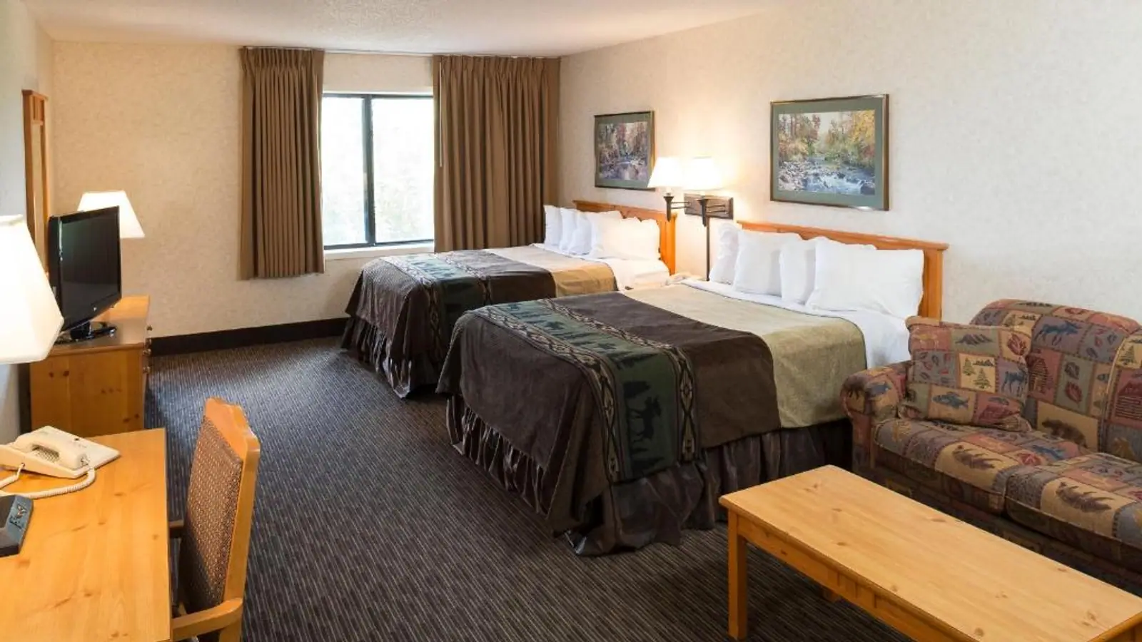 Hotels in Mitchell, South Dakota