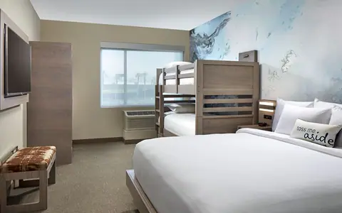 Cambria Hotel & Suites Anaheim Resort Area