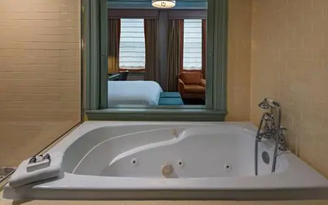 Hotel ICON, Autograph Collection