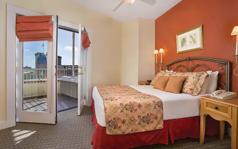 Club Wyndham Riverside Suites